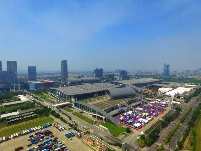 這是什么地方，竟要通9條市政道路+8條地鐵？