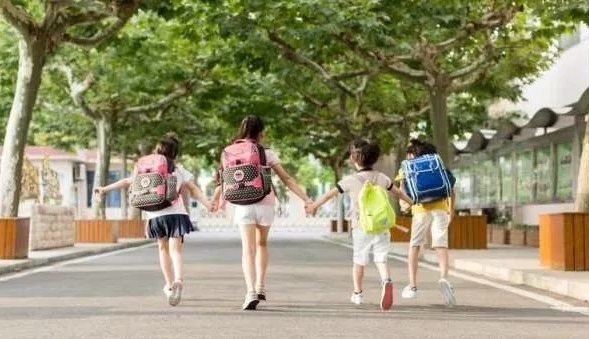 沒有廣州戶口的小孩, 還能就讀公辦小學(xué)嗎?