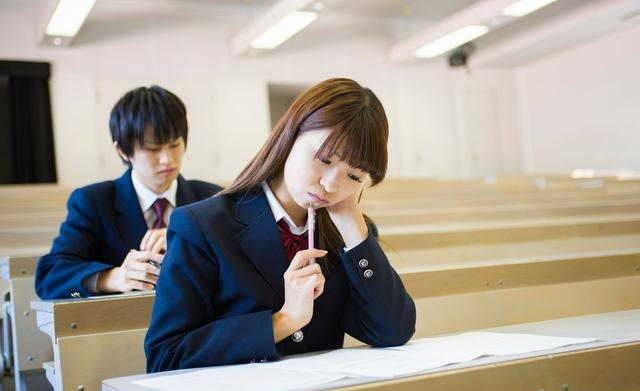 自考生注意：4月自考報名報考即將開始！報名報考前需要知道這些